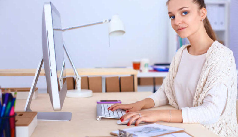 四叶城化妆品专卖店轮播图5