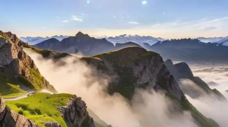 四叶城化妆品专卖店轮播图3